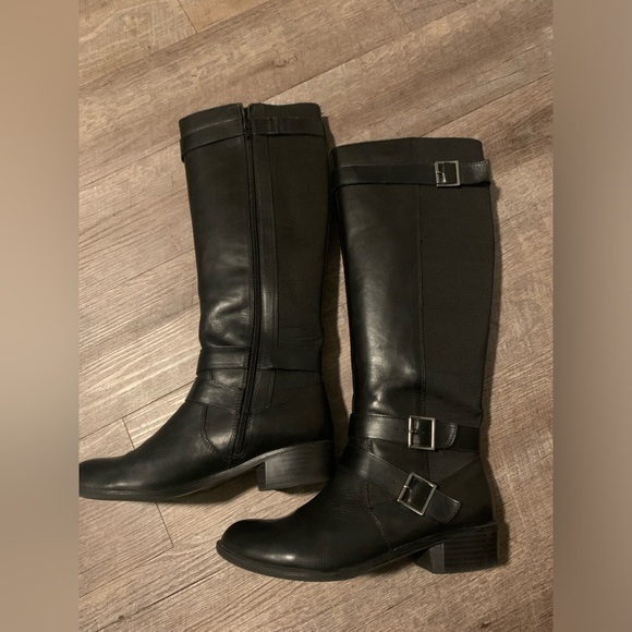 Kelly & Katie Black Leather Riding Boots - Picture 5 of 8